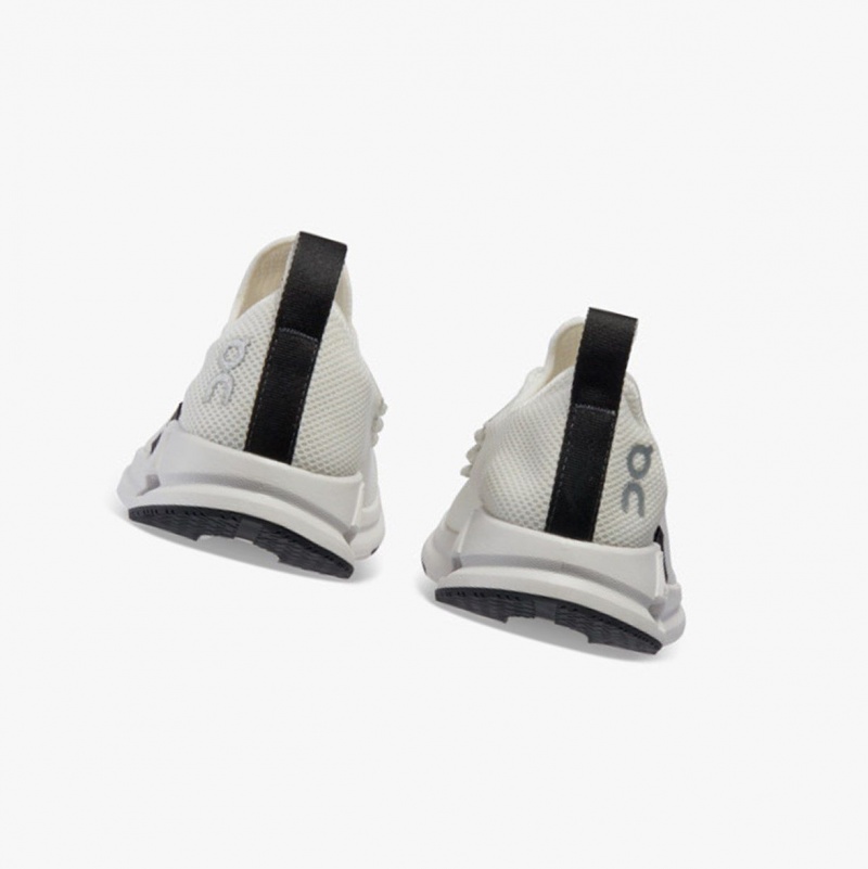 White / Black Women's On Running Cloudeasy Running Shoes | 904536-TBW